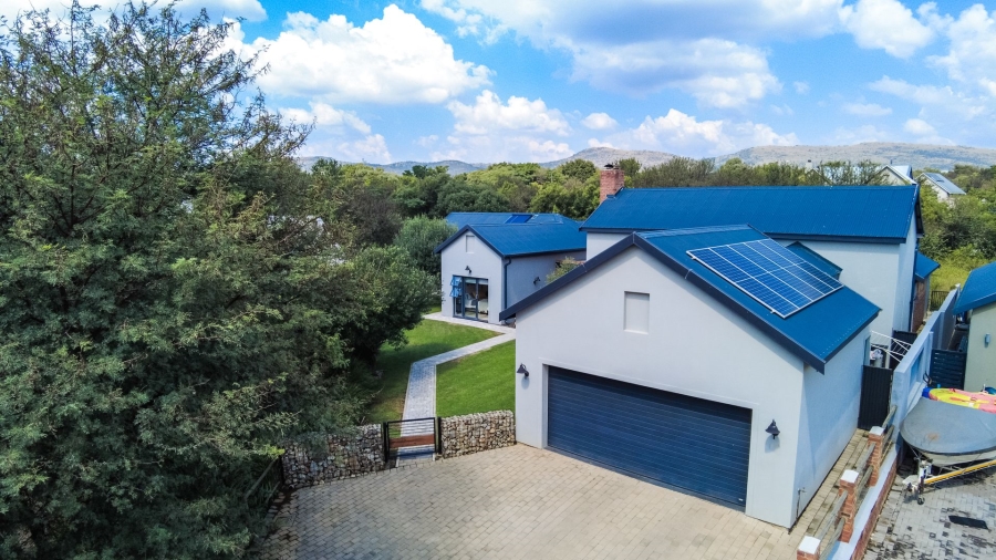 3 Bedroom Property for Sale in The Coves North West